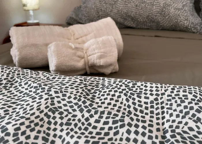 Monolocali Charlot Cocumola