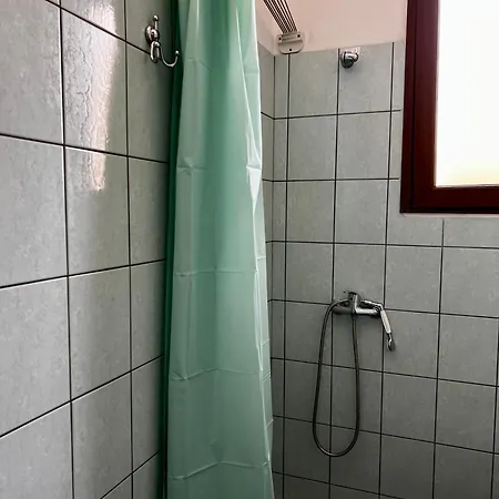 Apartament Monolocali Charlot *