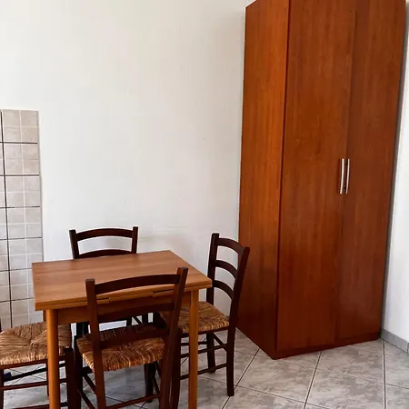 Monolocali Charlot Apartament Cocumola